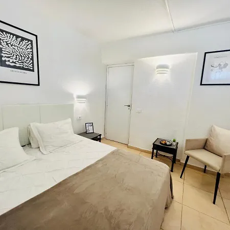 Ocean View Apartment With Heated Pool Near Beach Apartament *