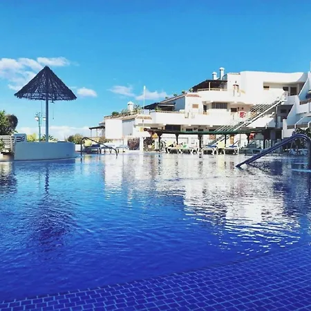Ocean View Apartment With Heated Pool Near Beach *