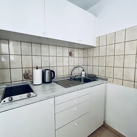 Апартаменты Ocean View Apartment With Heated Pool Near Beach *